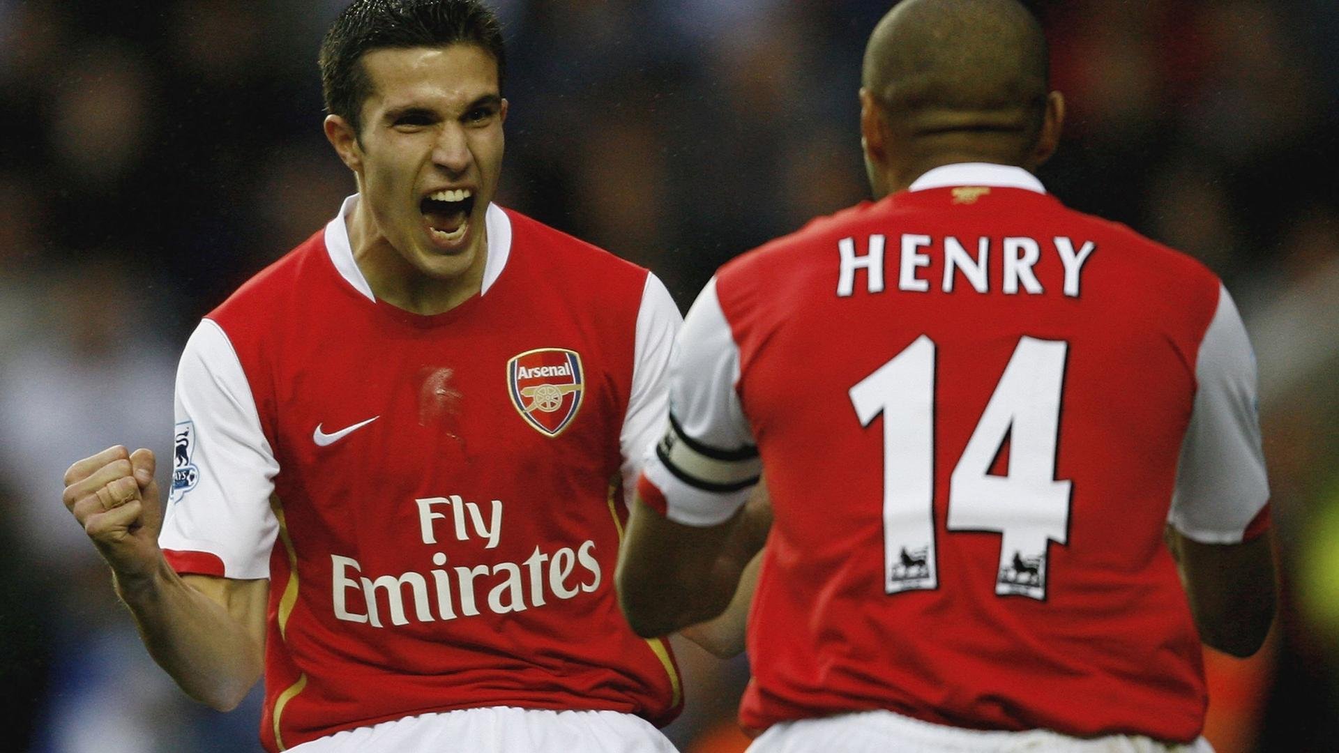 曼城力压多特蒙德,福登与哈兰德在欧冠赛场展现出色配合,曼城球员福登